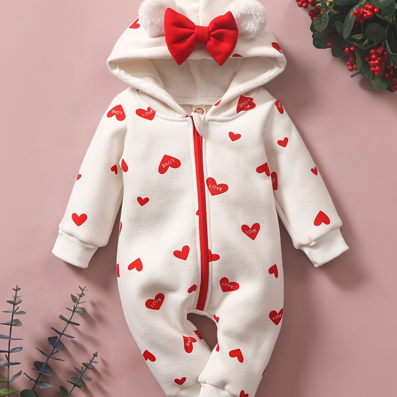 Baby Heart Print Long Sleeve Hooded Jumpsuit
✨ **Cozy Enchantment for Little Ones** ✨