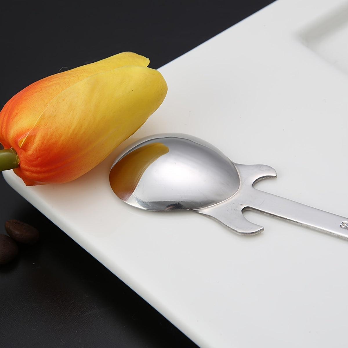 1pc Creative Guitar Shaped Spoon.