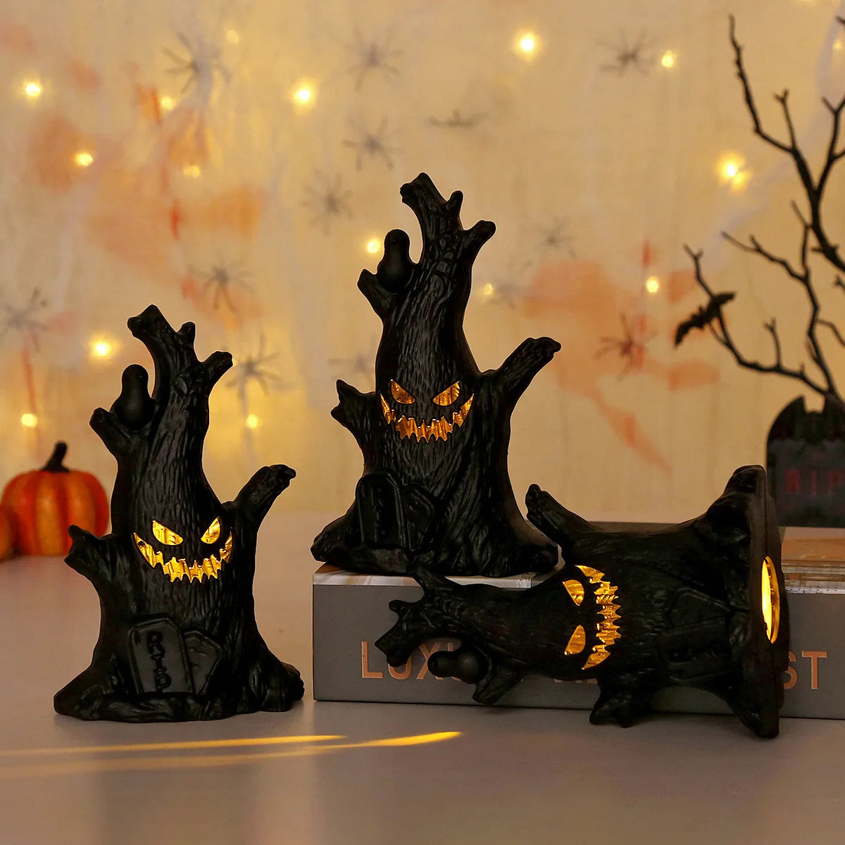 Halloween Ghost Tree Stump LED Lantern - Spooky Atmosphere Creator