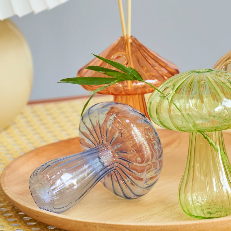 Mini Glass Mushroom Bud Vase - Aromatherapy & Hydroponic Flower Decoration.