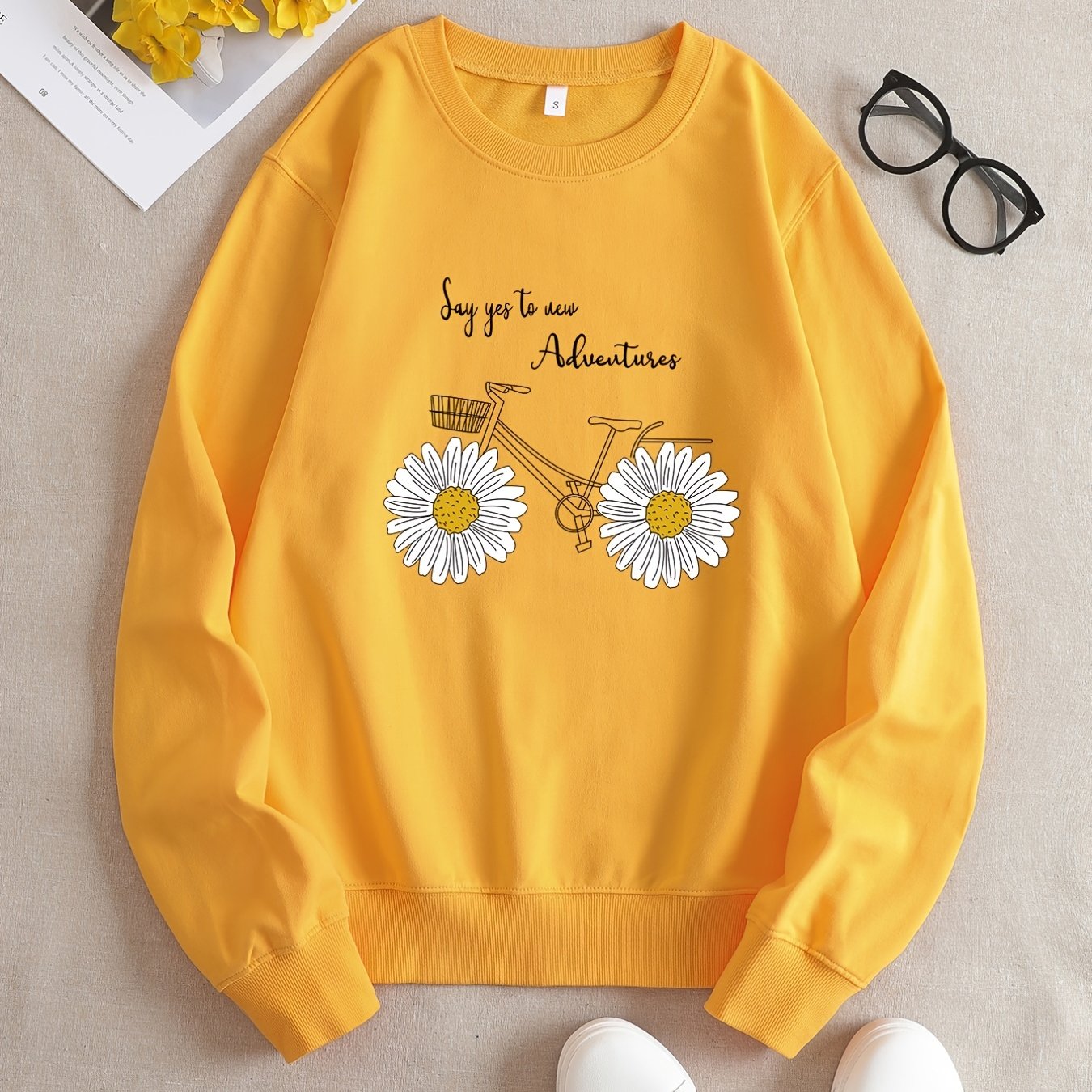 Chic Graphic Sweatshirt